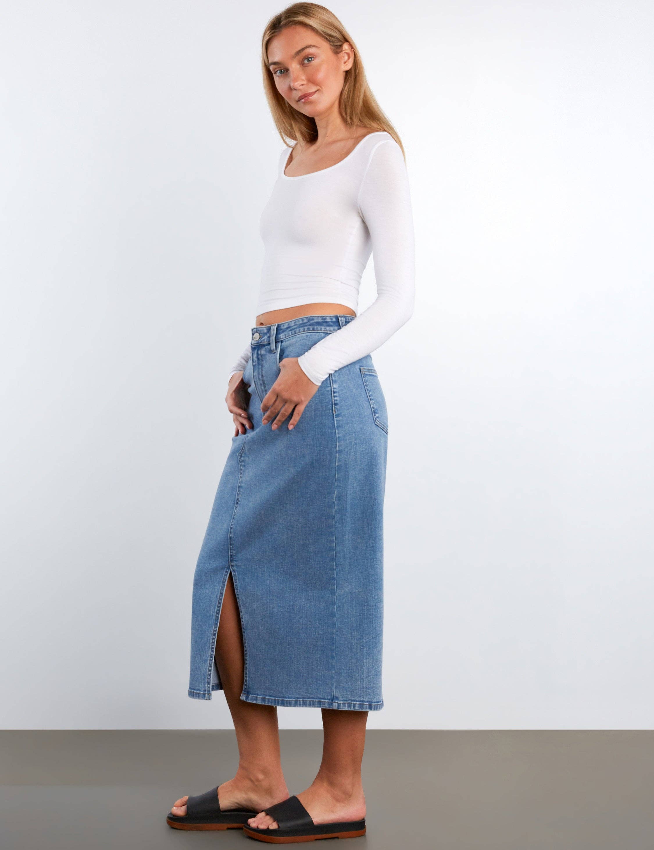 Lucy Denim Midi Skirt - Lightwash