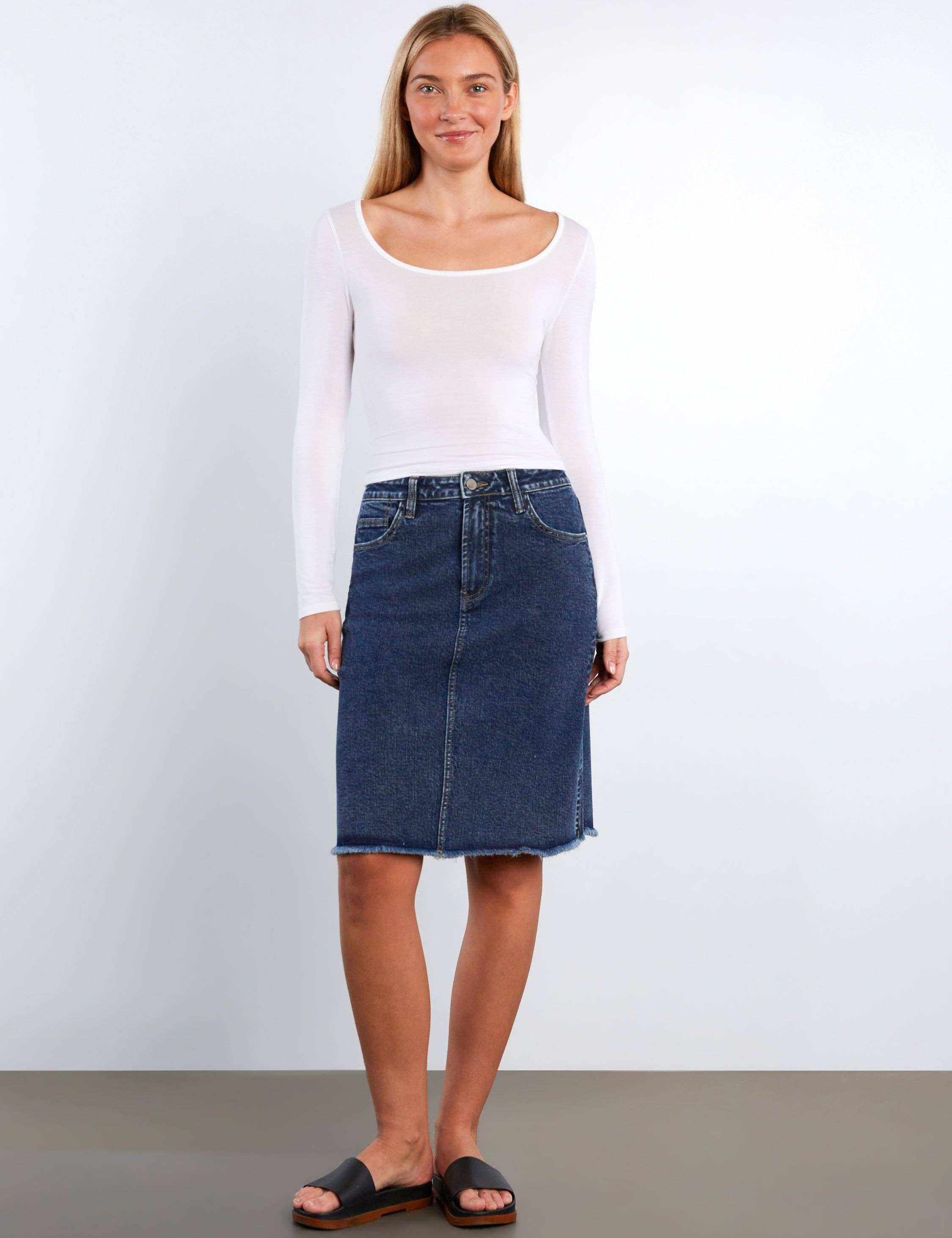 Fray Hem Jean Skirt - Dark Wash