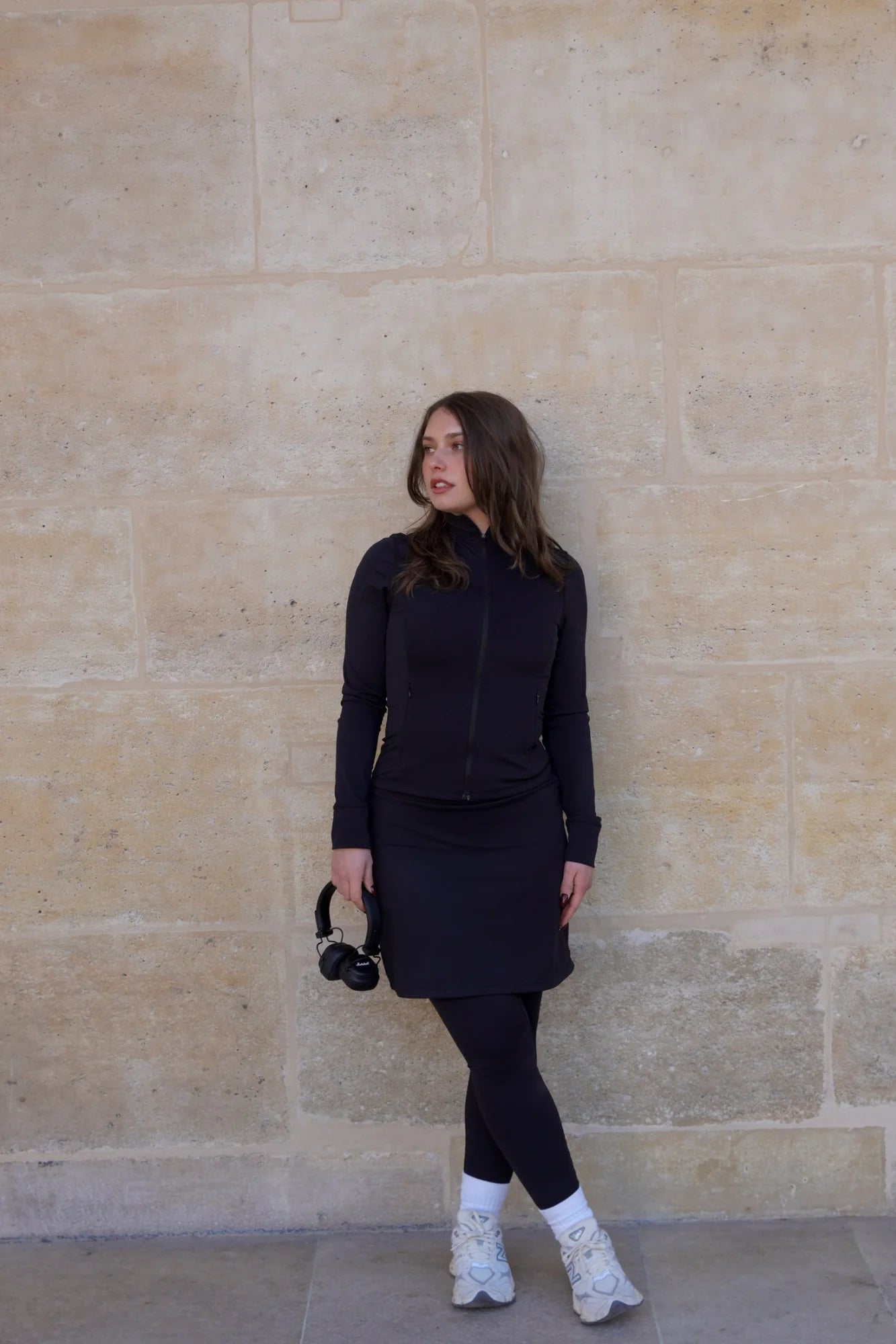 Modest Sport Jacket - Black