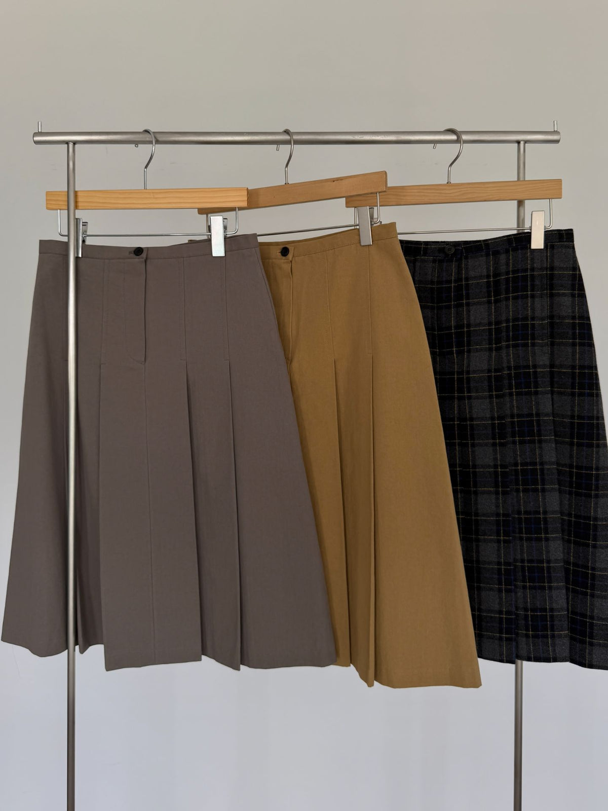 Ellis Pleated Skirt - Camel