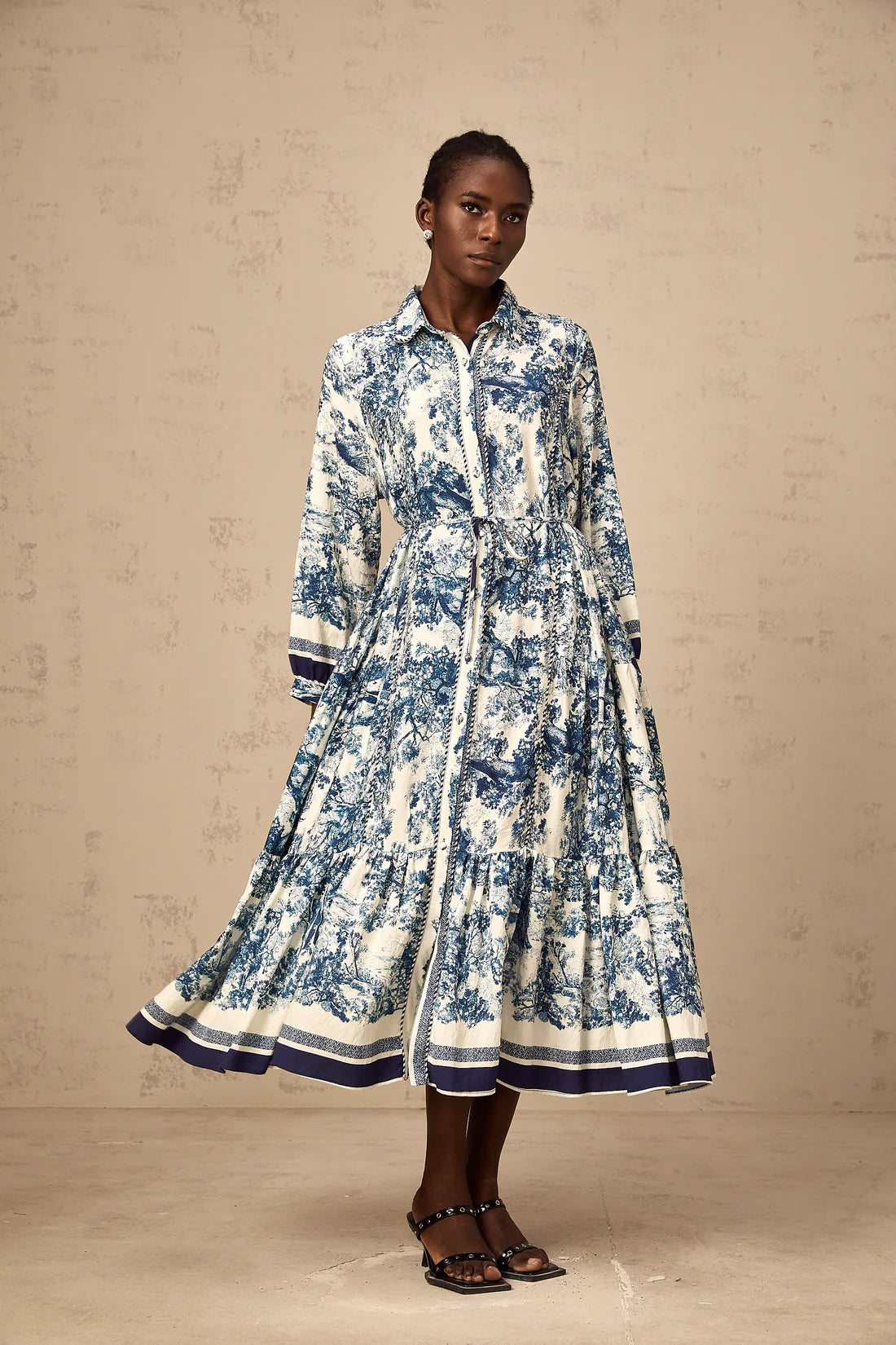 Adélaïde blue midi dress