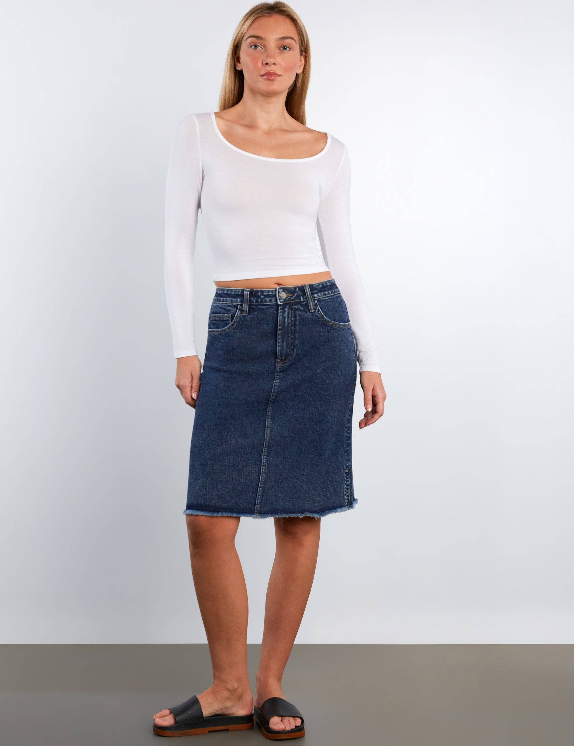 Fray Hem Jean Skirt - Dark Wash