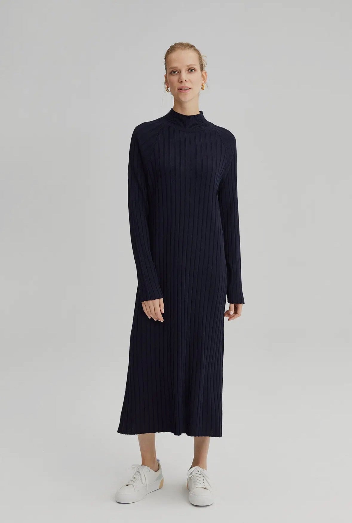 Harlow Ribbed Maxi Dress - Navy