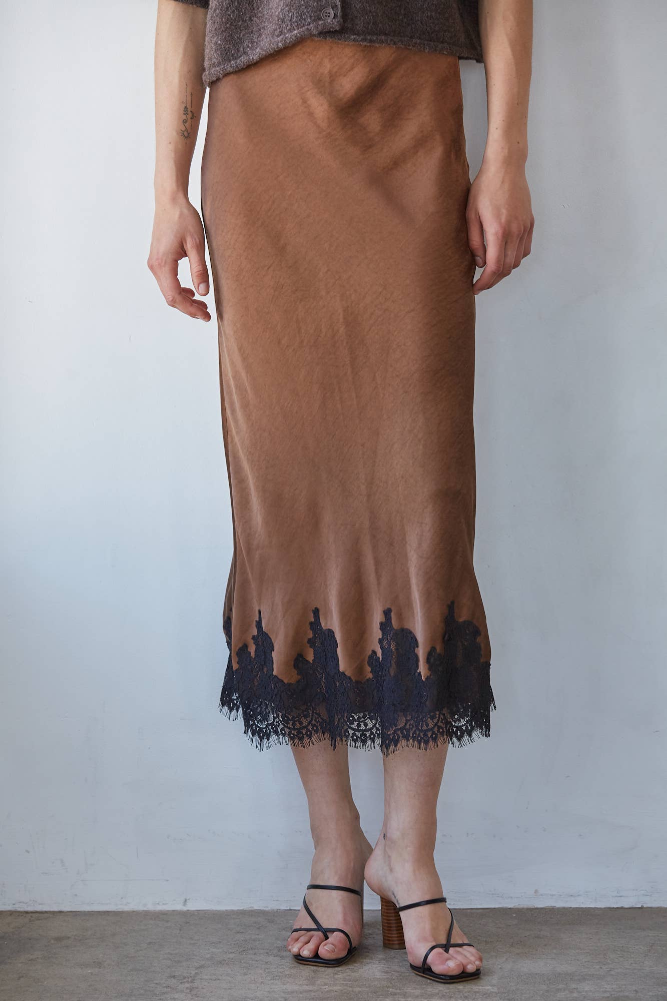 Noa Lace Skirt