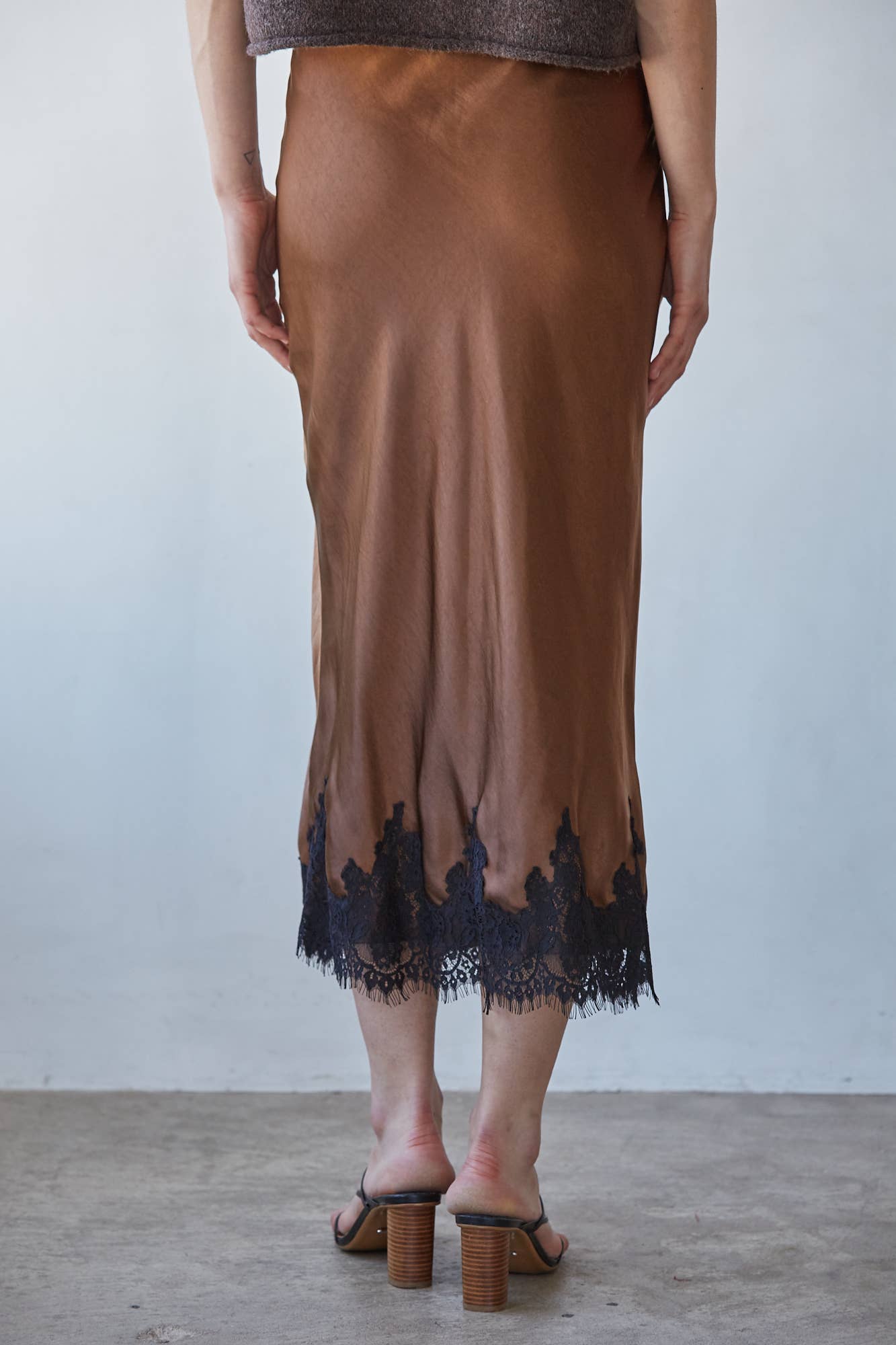 Noa Lace Skirt