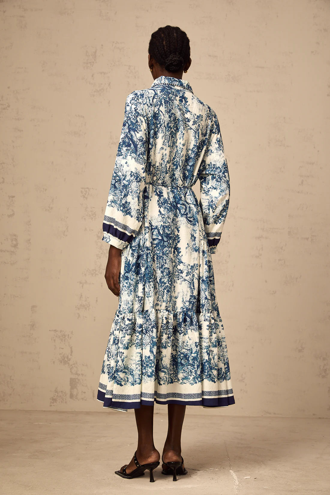 Adélaïde blue midi dress