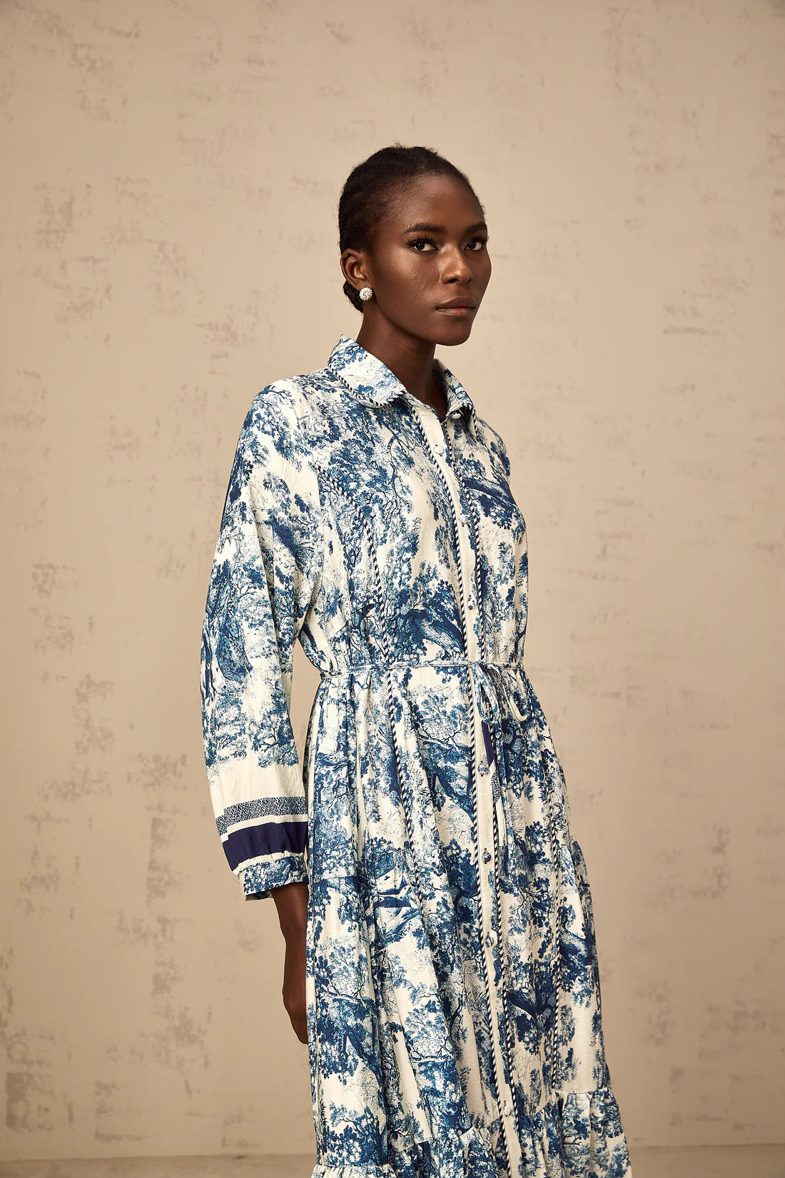 Adélaïde blue midi dress