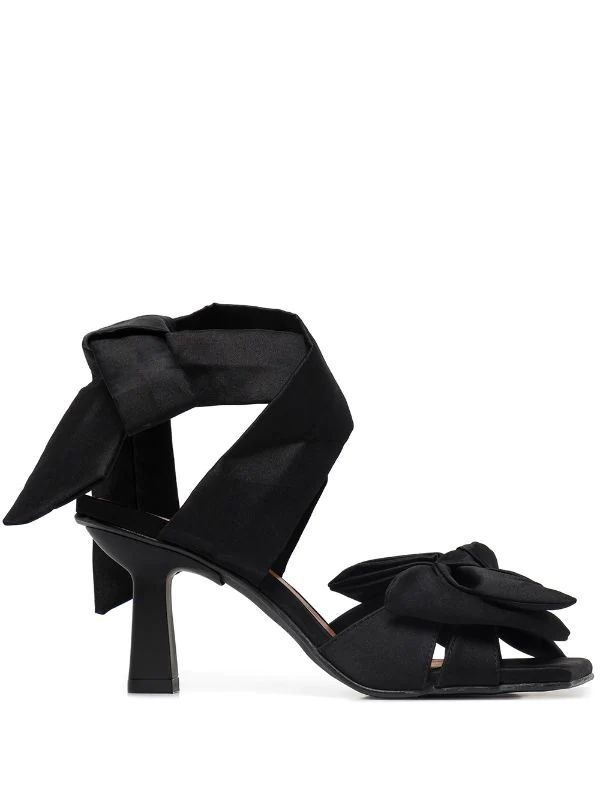 Soft Bow Heel Sandal