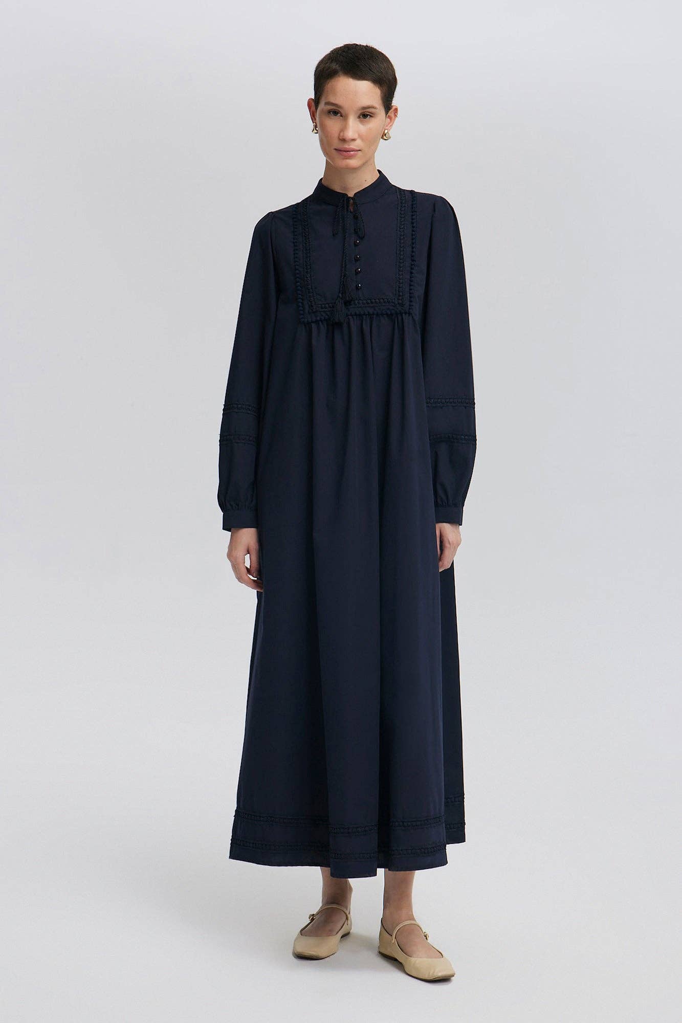 Elle embroidery dress - navy